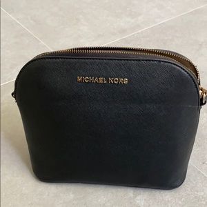 Black Michael Kors cross body